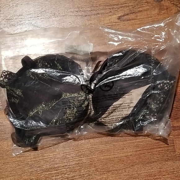 Brand New Adore Me Bra - Picture 2 of 4